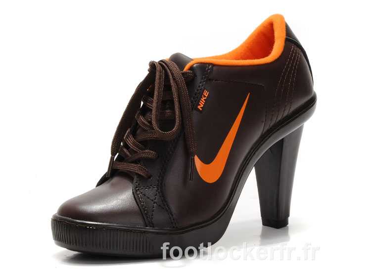 Nike A Talon Aiguille Boutique Vintage Nike Dunk Talon Femme Pas Cher